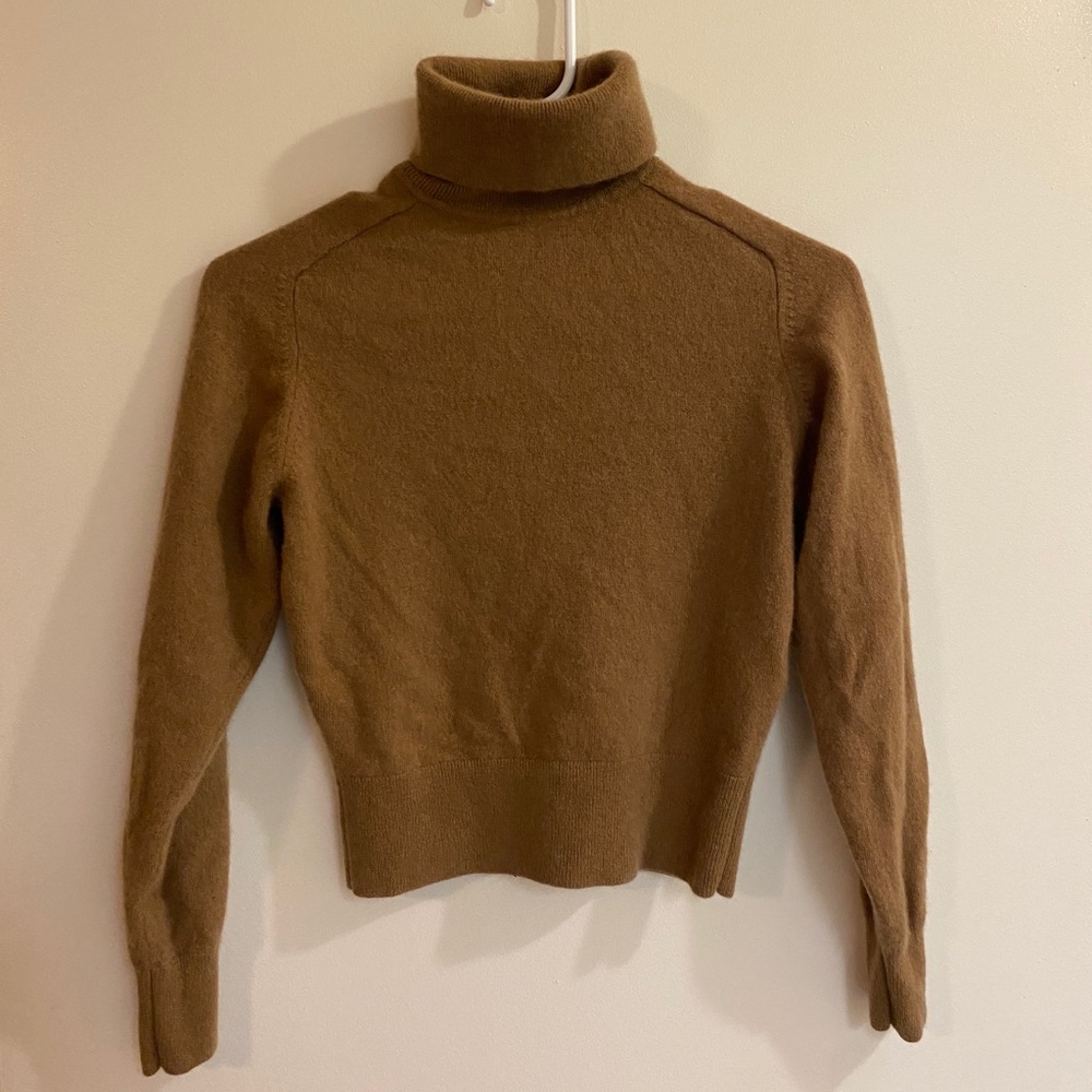 Aritzia Wilfred Liteluxe Cashmere Turtleneck Sweater Tan XS - Picture 5 of 7